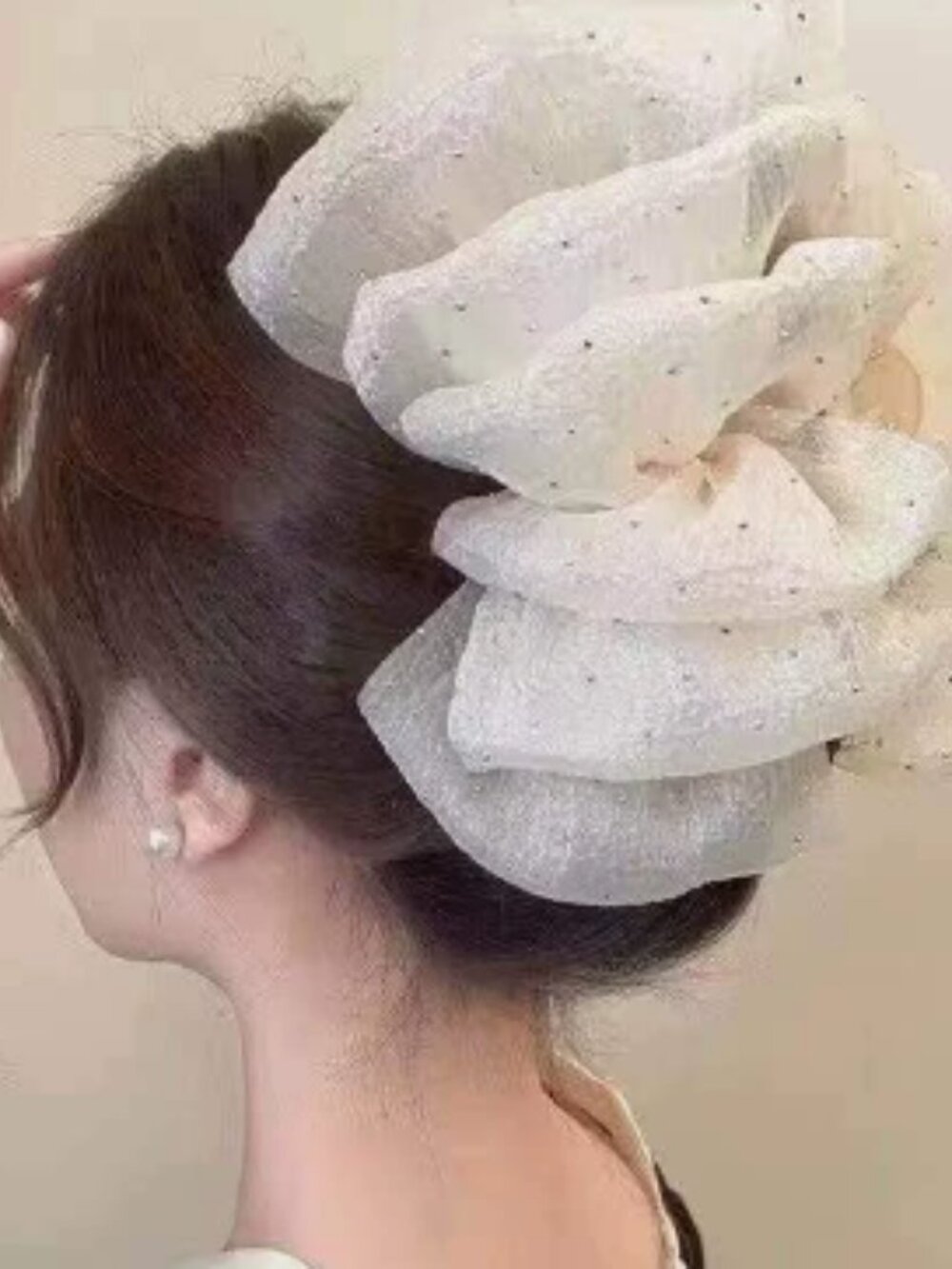 Women's hair clip